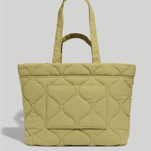 Madewell (Re)sourced Ripstop Nylon tote bag: quilted edition in muted olive